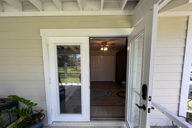 Private Entrance to Unit / French Doors - JUPITER LOCATION:1/1 Studio - Private  Entrance - Elec/Water/Wifi Inc. House