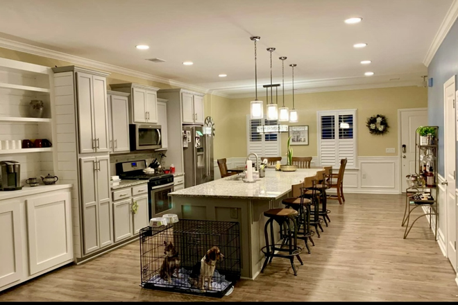 Kitchen/dining area with 1/2 bath - Nexton/Summerville single family shared home-private with one furnished bedroom for rent