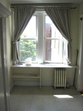 Visit hubrealtyproperties.com - Fantastic studio in the heart Allston, right off Brighton Ave, near restaurants, shops and the T Apartments