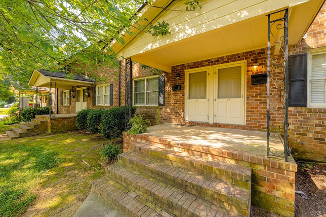 Patio - 612 Hillsborough Townhomes