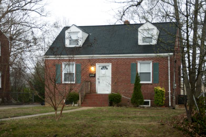 Outside View - Spacious 5-Bed, 2-Bath Home Near UMD on Potomac Ave! Tours available starting December 16, 2024.