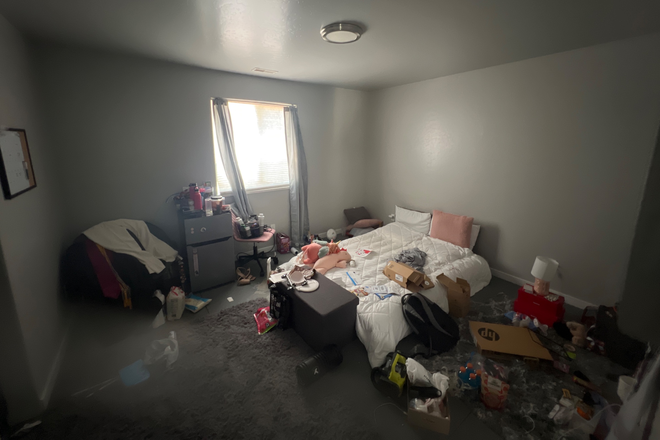 Bedroom - Close to campus, one room available.It is located between Texas Ave and Elm Ave. Duplex