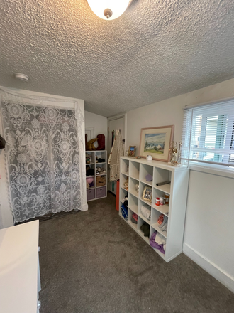 bedroom different angle  (furniture included) - House off campus on the hill (amazing location)