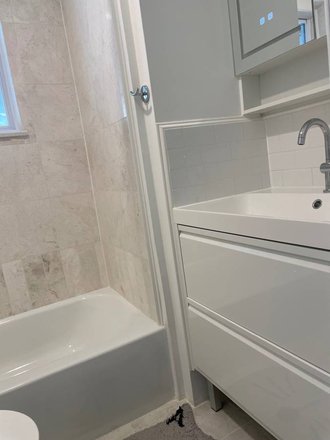 Bathroom - 2br MIT/Kendall -all utilities included+ not fee Condo