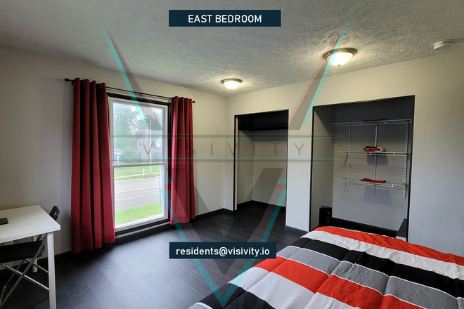 East - Housing at Site16! Duplex