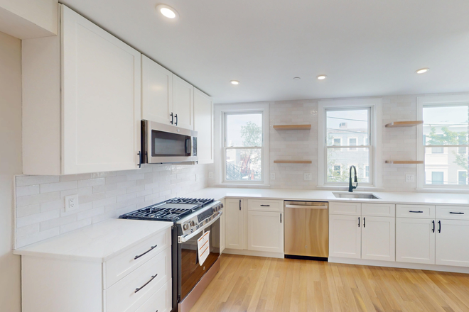 Call NOW for showings! 617-236-8600 - GOVE ST - *1/2 FEE* NEW CONSTRUCTION 2BR IN JEFFRIES POINT FOR *8/15/2026* W/ 2 BATH, IN UNIT LNDRY Condo