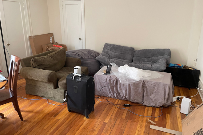 living room - Wyman Towers Apartments