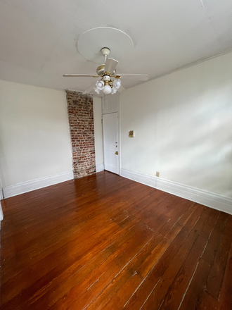 Livingroom - Charming Studio Apt in Uptown NOLA!