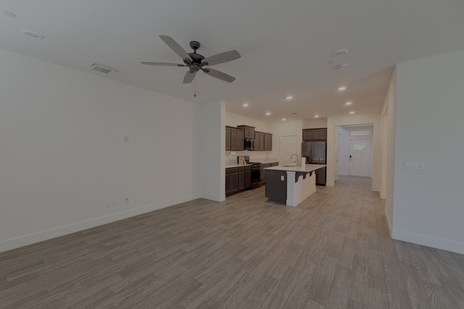 Downstairs-Kitchen & Family Room - 5 Bedroom 3 Bath-Whole House or Individual Rooms-6 minutes to UC Merced-Equipped kitchen & laundry