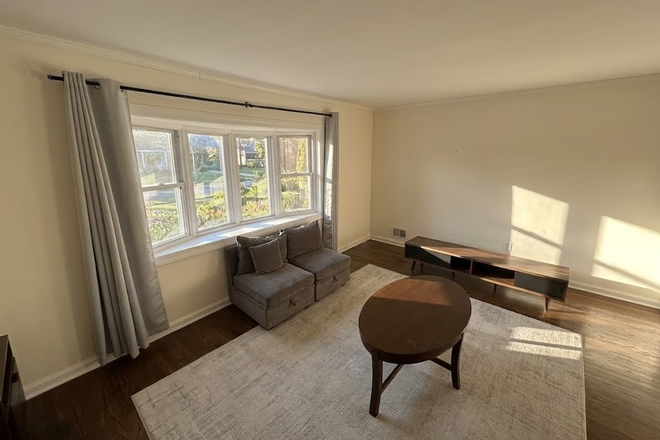 Living Room - Full Home close to Mazza/ The Nine