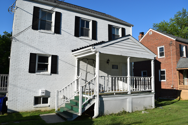 front - Gorgeous & SPACIOUS Bedrooms Available in College Park within WALKING DISTANCE to UMD campus House