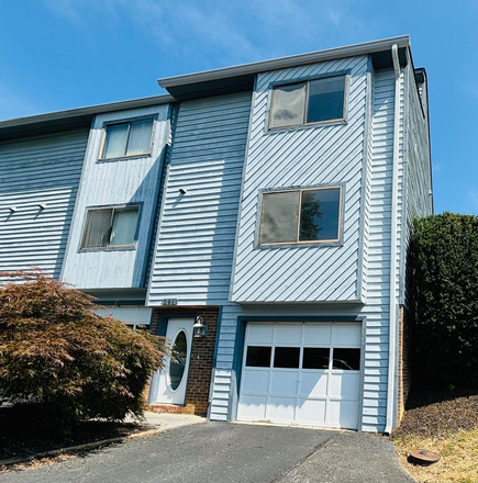  - 2 Bedroom, 2.5 Bath Townhouse