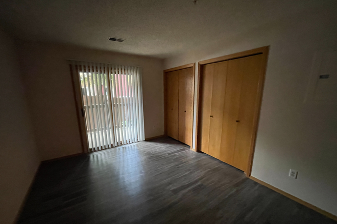 2 - August Preleasing: 2890 Shadow Creek Dr E105 Apartments