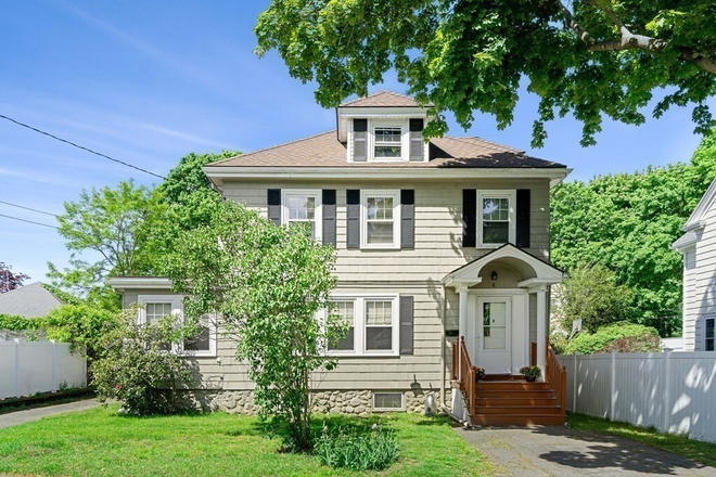 montserrat college of art dorms