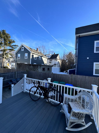 Patio - 1 Bed available in a 6Bed 2.5Bath house