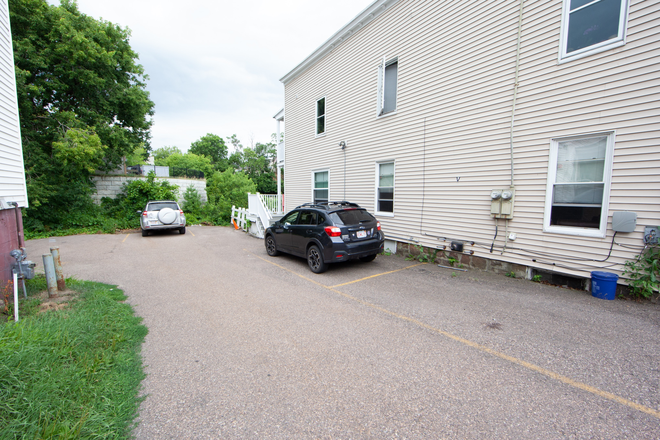 Parking - 32 S Union St Duplex