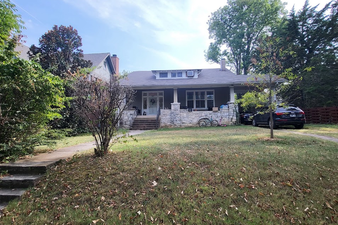 Front of house - Seeking Roommates for Fairfax House