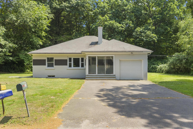 Outside View - Recently Updated 3 Bedroom 1 Bathroom House