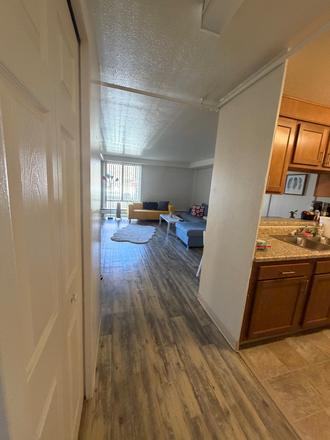 Living Room - Roommate Wanted – Available Room in Marine Court