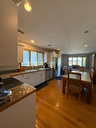 Kitchen - ALL UTILITIES INCLUDED 3 Bed (plus office)/1 Bath Brighton Center/Oak Sq.