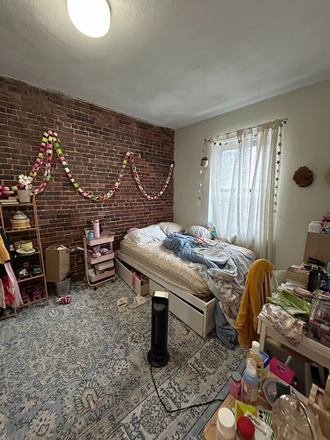 Bedroom - 2 Bed Available 9/1/26! *CONTACT NOAH 603-470-8181 Apartments