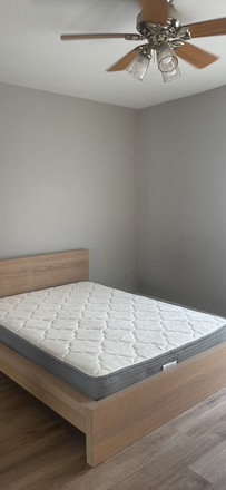 . - 2 bed 1 bath, very close to campus - Hunters Ridge Apartment 1372B
