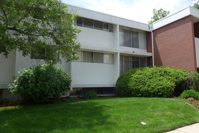 1 - AVAILABLE 8/5: 2655 Mapleton Ave. #201