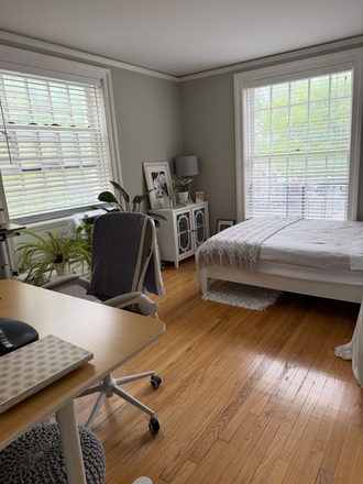 Bedroom - 2BR apt-Palmer Sq West-Princeton