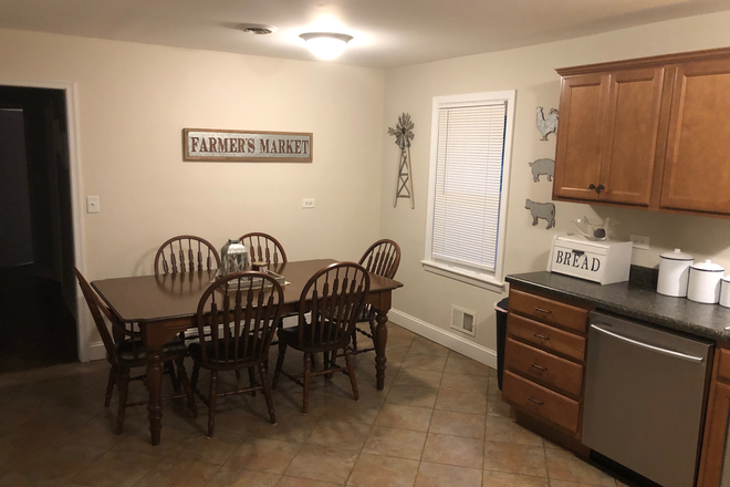 Kitchen 2 - Affordable & Updated Housing Near Liberty University – Available July 31! House