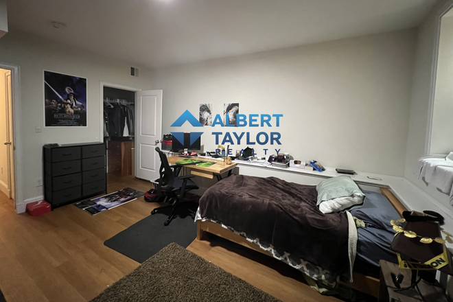 Bedroom #3 - Gorgeous 3Bed/2Bath in the South End, Perfect for NEU Students! Apartments