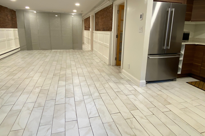 X - SOUTH END STUDIO - DIRECT ENTRY - HEATED FLOORS - RENOVATED KITCHEN AND BATHROOM Apartments