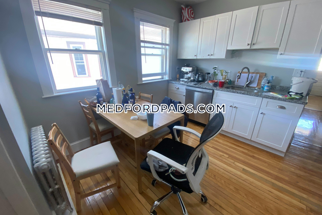Kitchen - NO BROKER FEE! 5 Bed 1 Bath Apartment on Frederick Ave.!