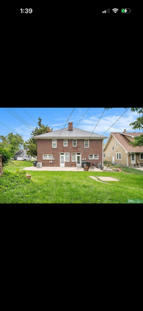 back of the house - Huge 3 bed 1 bath apartment