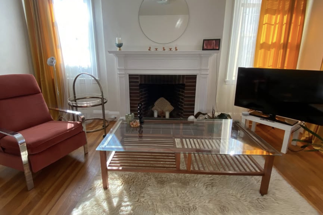 living room - Furnished rental in Harvard Sq. all included. $3,600 Avail immediately, flexible terms