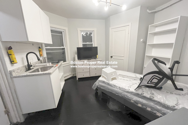 a - RENOVATED * FURNISHED * NO BROKER FEE