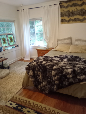 Bedroom - Walk To Emory! Spacious 2 Bedroom! Pet Friendly! Duplex