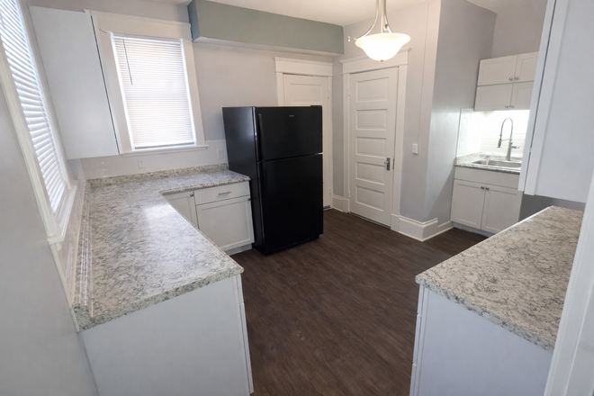 Kitchen - 5 Bedroom 2 Bathroom House near UST!