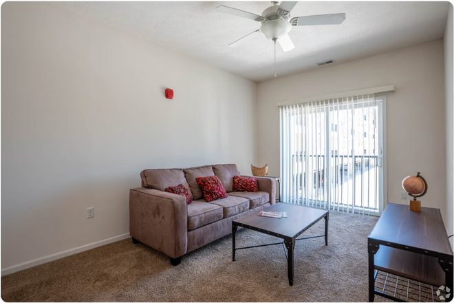 Living Room - HiVine from Weida Apartments, less than 5min walk to campus.