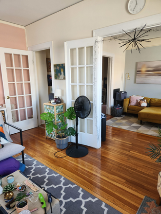 Living room - Large 1BR/1BA Apt Sublet, one block from Homewood campus