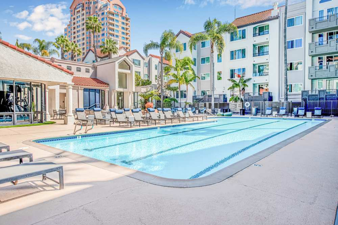 Community Pool - Veranda La Jolla