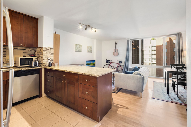 Living - Beautiful FULLY FURNISHED Studio Style Apartment for RENT SHARE. Female applicants only!!