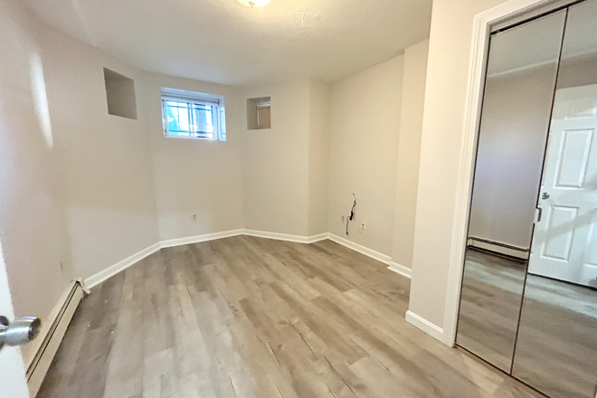 Living Space - South End 3 Bed Hammond St Apartments