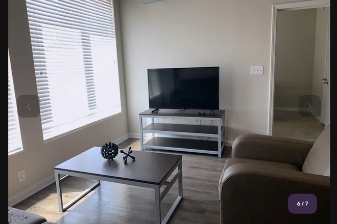Living room - Yugo Deacon Apartments