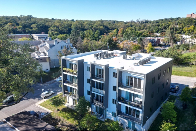 Back of Building - The Highlander Apartments