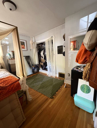 besdroom angle 2 - Room for Spring Sublease- On the Hill Apartments