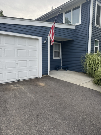 Front - 30 Greene Lane Narragansett, RI, RI 02882 House