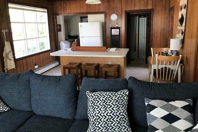 - Quiet, Convenient House