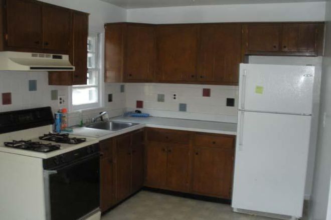 Gas stove, fridge, micro, AND dishwasher - All Bedrooms in 5 Bedroom 3 Bath house available for Spring Semester 2026