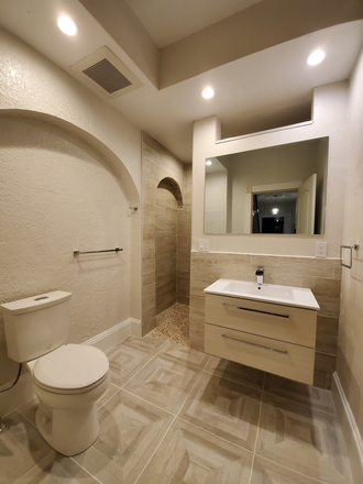First Floor Bathroom - 571 Cambridge Street, Allston/Brighton, includes utilities, laundry & parking! Duplex