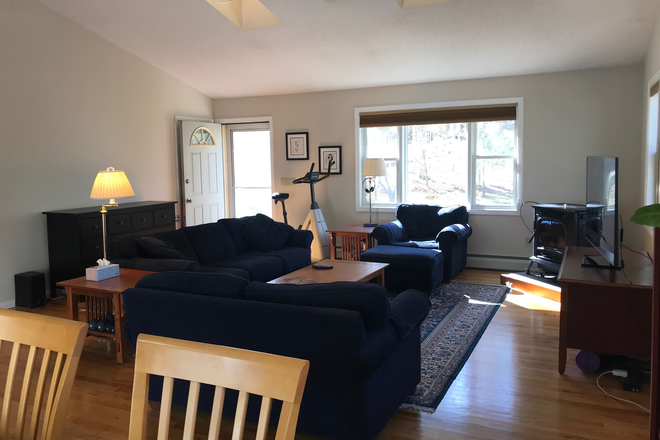 living room - 2 bedroom 2 bathroom single family home less than 2 miles from Uconn.